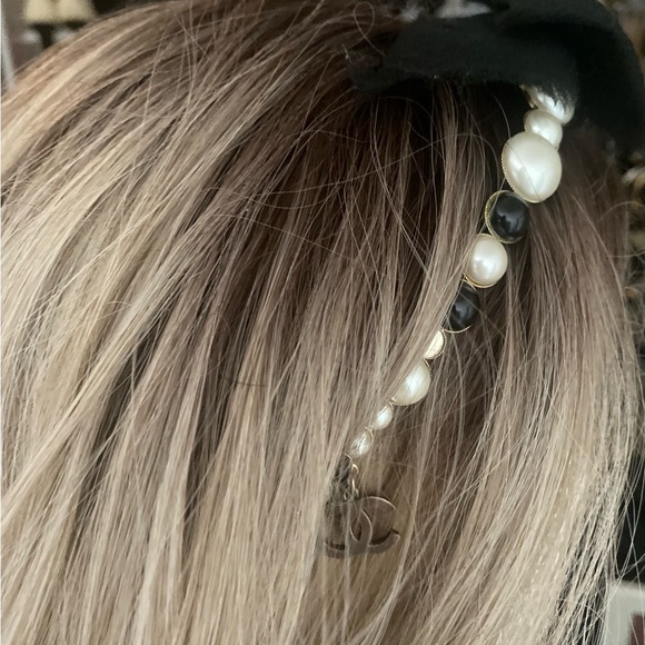 Vintage Chanel headband - Picture 14 of 16